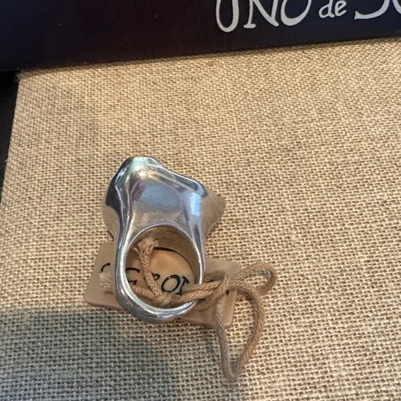 Uno de 50 Star Tremendo Ring - Picture 5 of 6